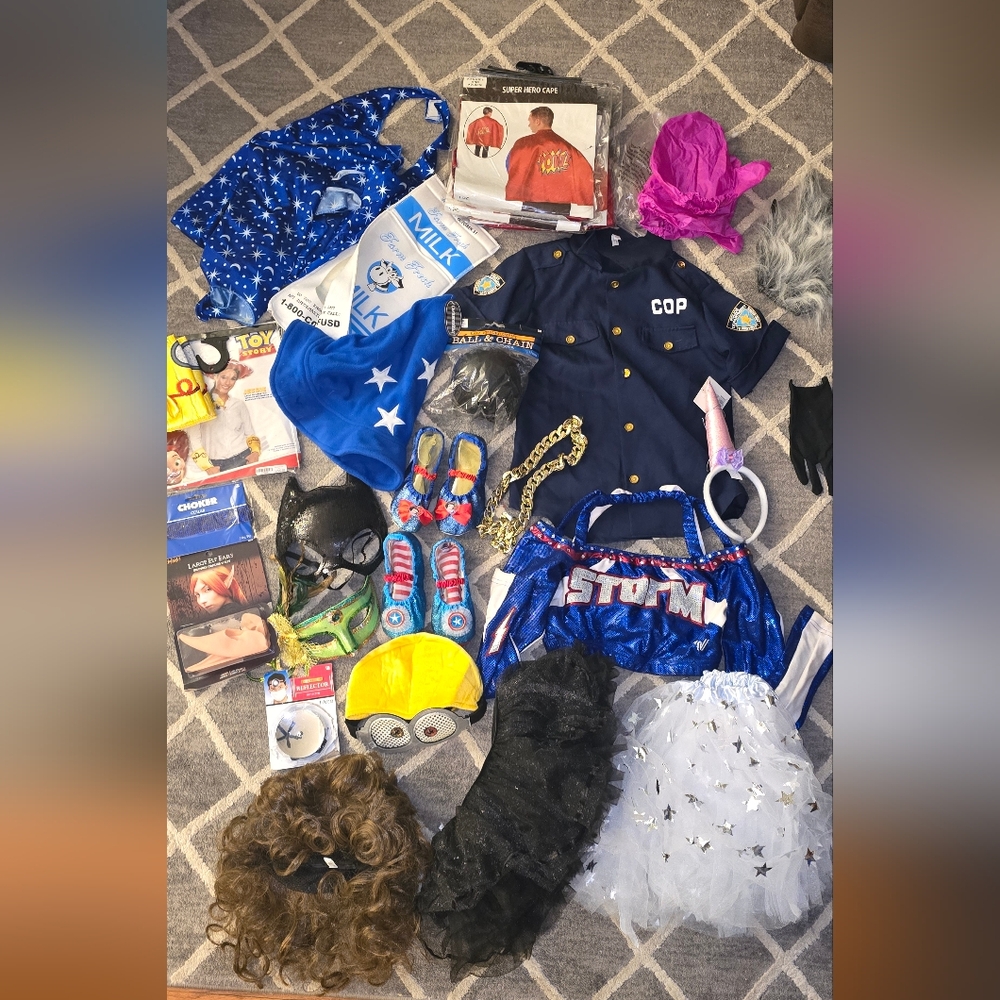 Random Halloween Costume Accessories